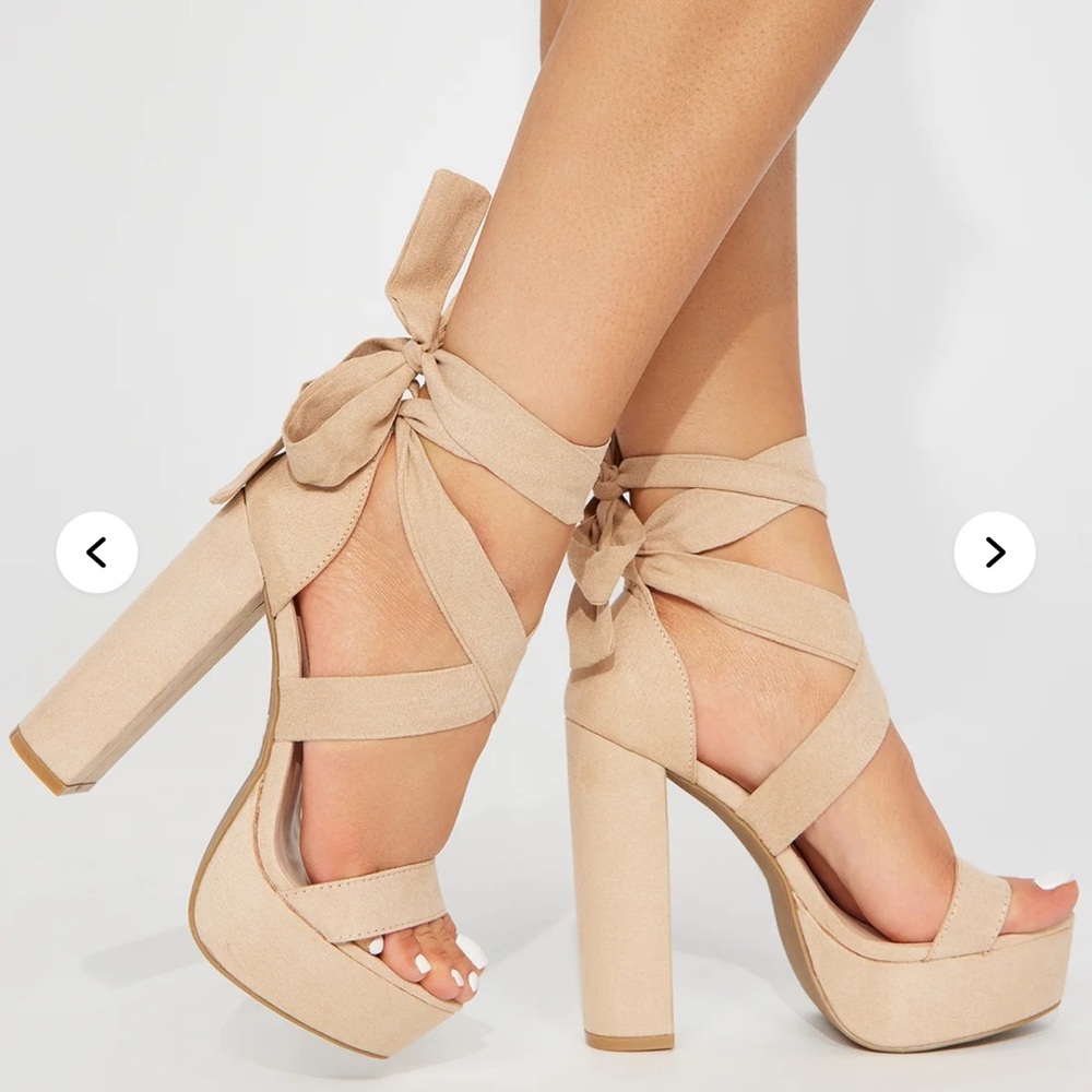 DIVA Lounge Tan Platform Sandals